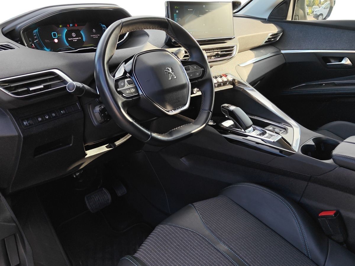 Billede af Peugeot 3008 1,6 PureTech  Plugin-hybrid Selection Sport EAT8 225HK 5d 8g Aut.