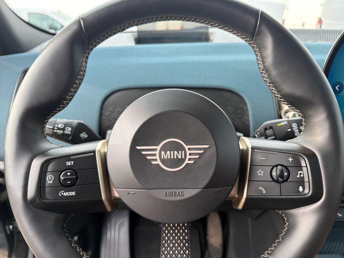 Billede af Mini Countryman E EL Favoured Trim M 204HK 5d Aut.