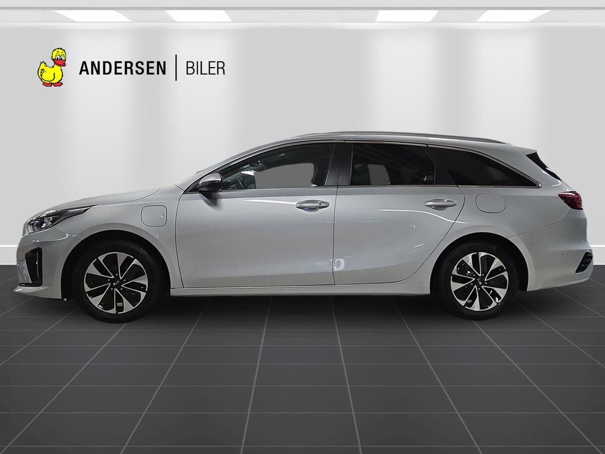 Billede af Kia Ceed SW 1,6 GDI PHEV  Plugin-hybrid Upgrade m/Plus DCT 141HK Stc 6g Aut.