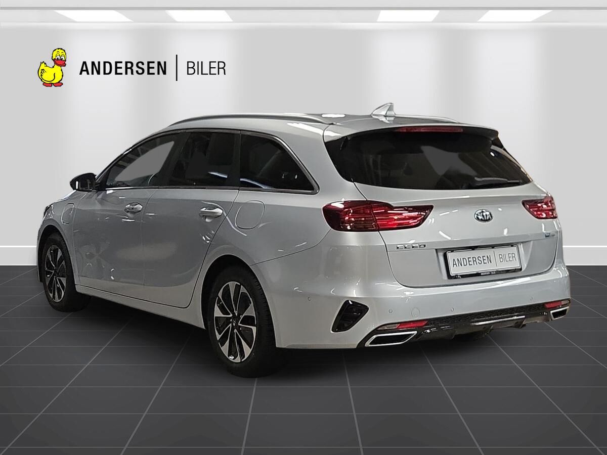 Billede af Kia Ceed SW 1,6 GDI PHEV  Plugin-hybrid Upgrade m/Plus DCT 141HK Stc 6g Aut.