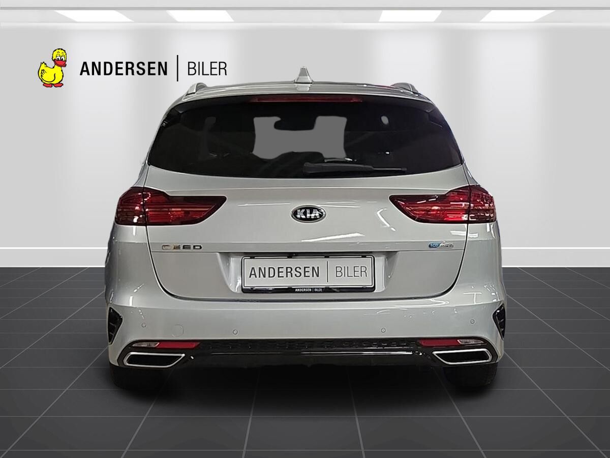 Billede af Kia Ceed SW 1,6 GDI PHEV  Plugin-hybrid Upgrade m/Plus DCT 141HK Stc 6g Aut.