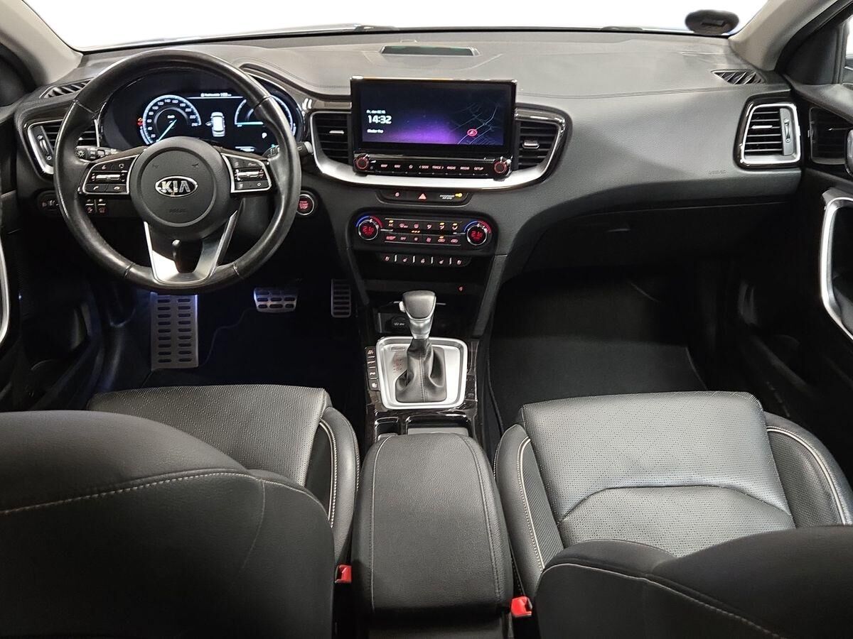 Billede af Kia Ceed SW 1,6 GDI PHEV  Plugin-hybrid Upgrade m/Plus DCT 141HK Stc 6g Aut.
