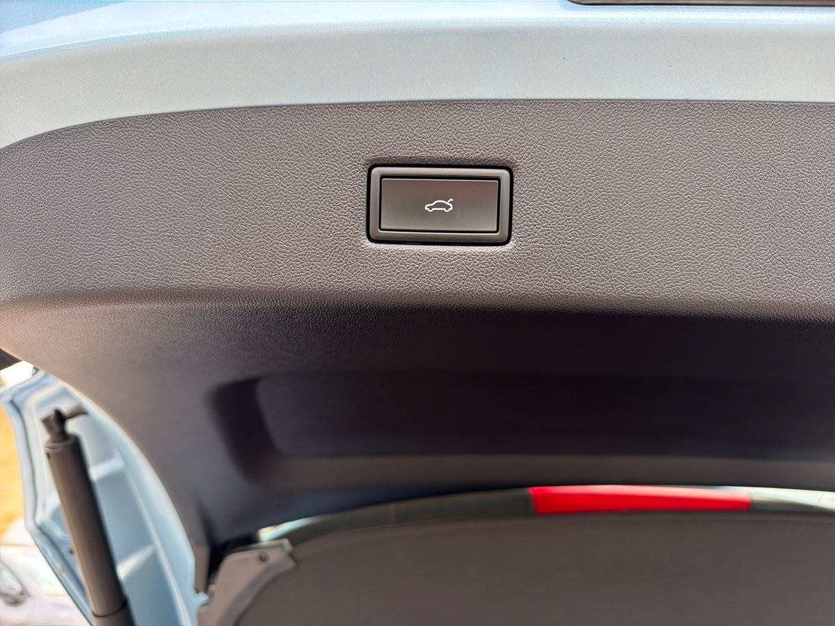 Billede af Ford Explorer EL UR Select RWD 286HK 5d Aut.