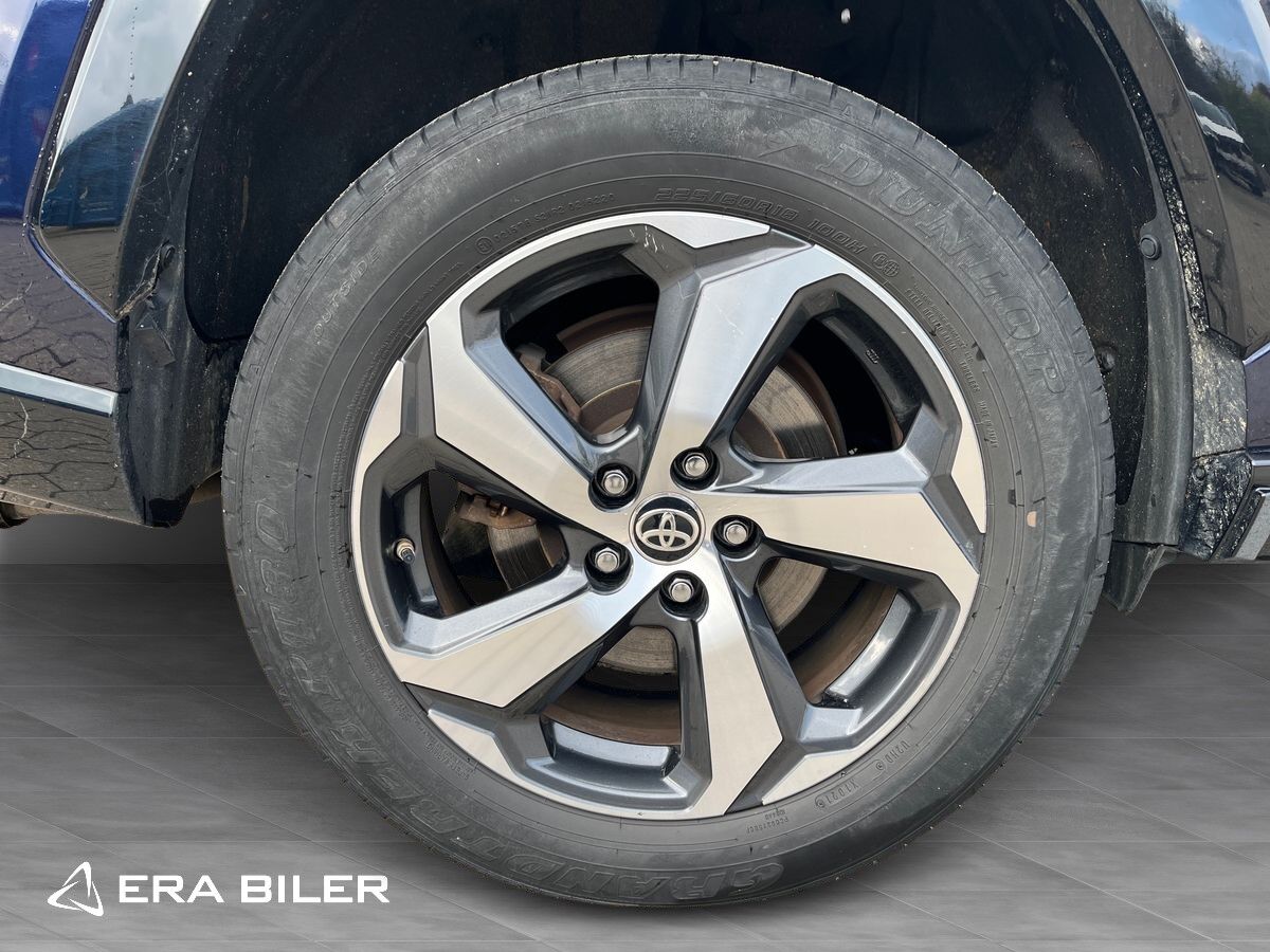 Billede af Toyota RAV4 Plug-in 2,5 Plugin-hybrid H3 Premium AWD 306HK 5d 6g Aut.