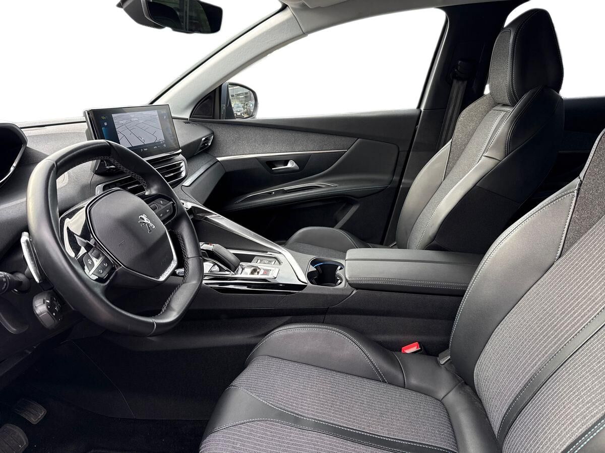 Billede af Peugeot 3008 1,6 PureTech  Plugin-hybrid Allure Pack EAT8 225HK 5d 8g Aut.