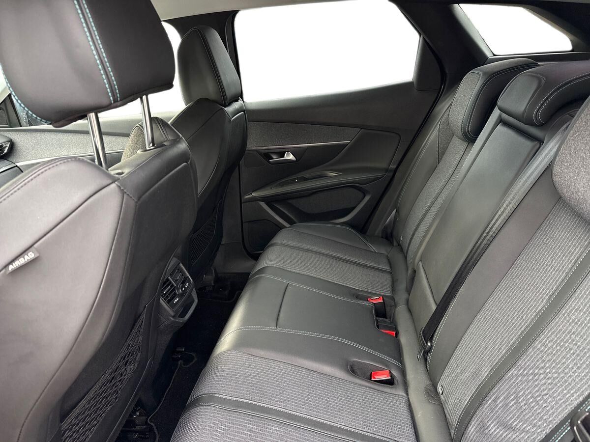 Billede af Peugeot 3008 1,6 PureTech  Plugin-hybrid Allure Pack EAT8 225HK 5d 8g Aut.
