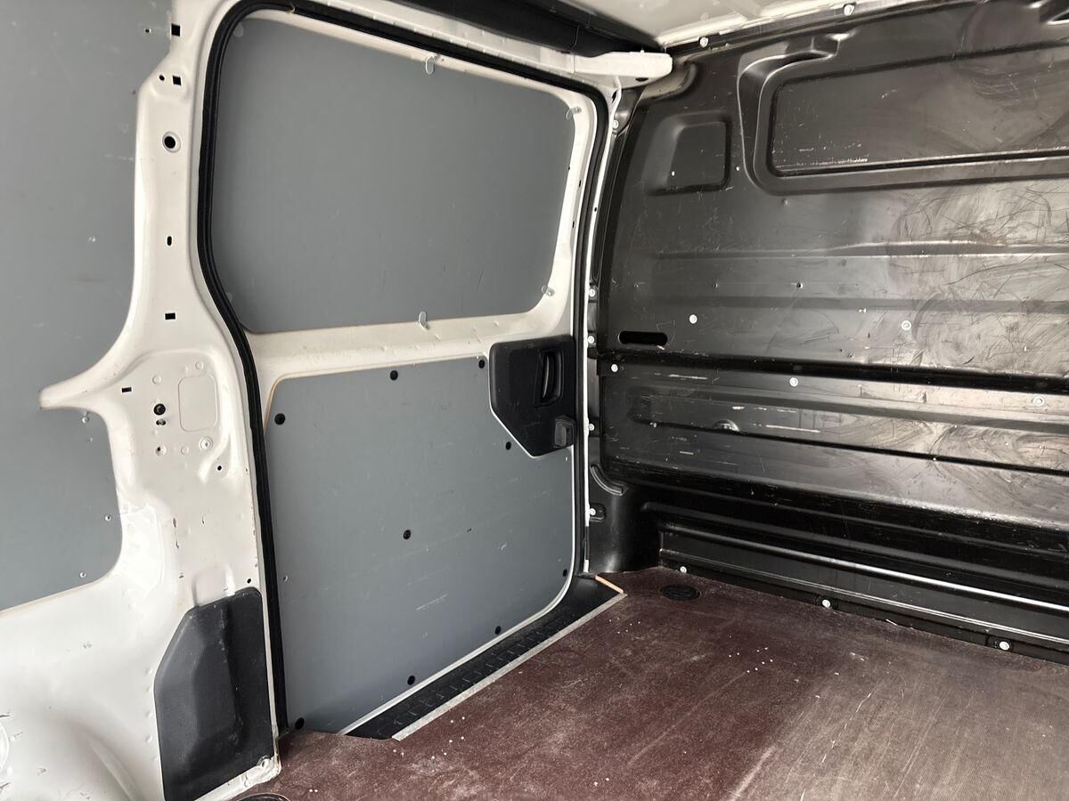 Billede af Toyota Proace Long 2,0 D Comfort m/ dobbelt skydedør, bagklap 122HK Van 6g