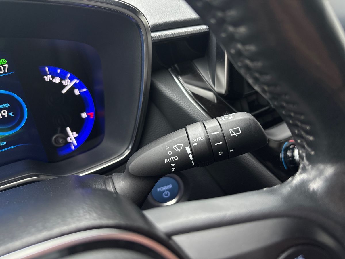 Billede af Toyota Corolla 1,8 Hybrid H3 Premium E-CVT 122HK 5d Trinl. Gear