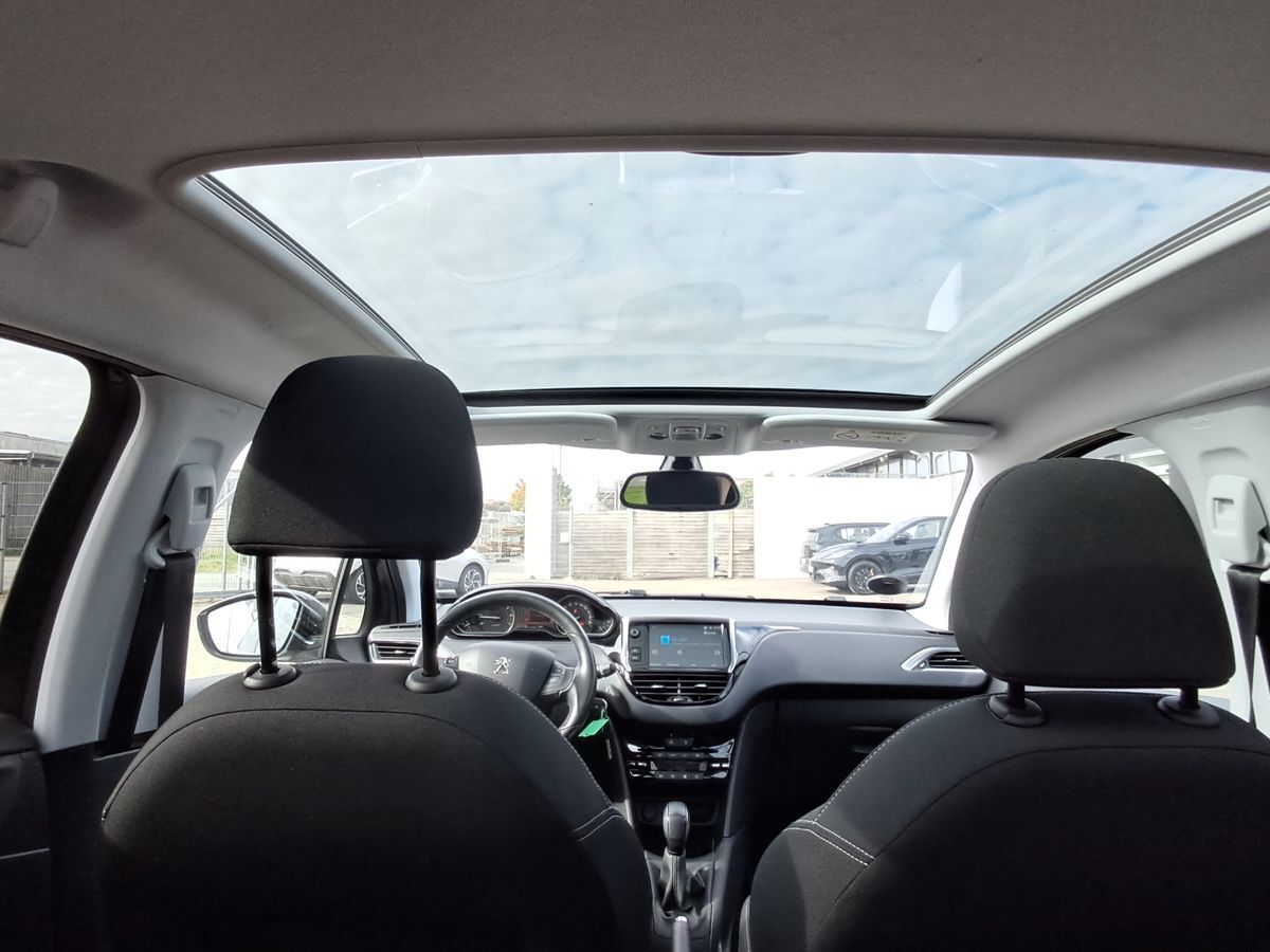 Billede af Peugeot 208 1,2 PureTech Prestige 82HK 5d