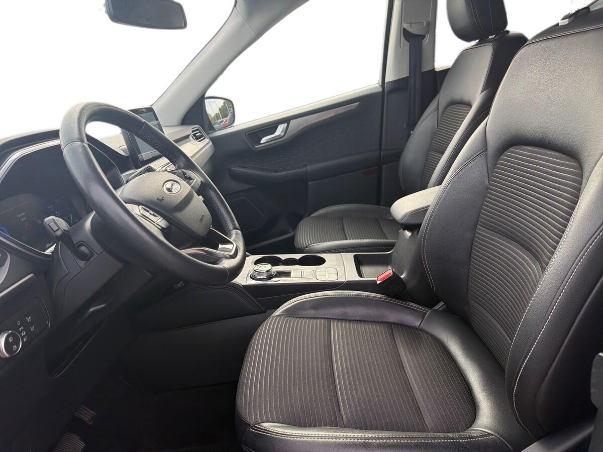 Billede af Ford Kuga 2,5 Plugin-hybrid Titanium X CVT 225HK 5d Trinl. Gear
