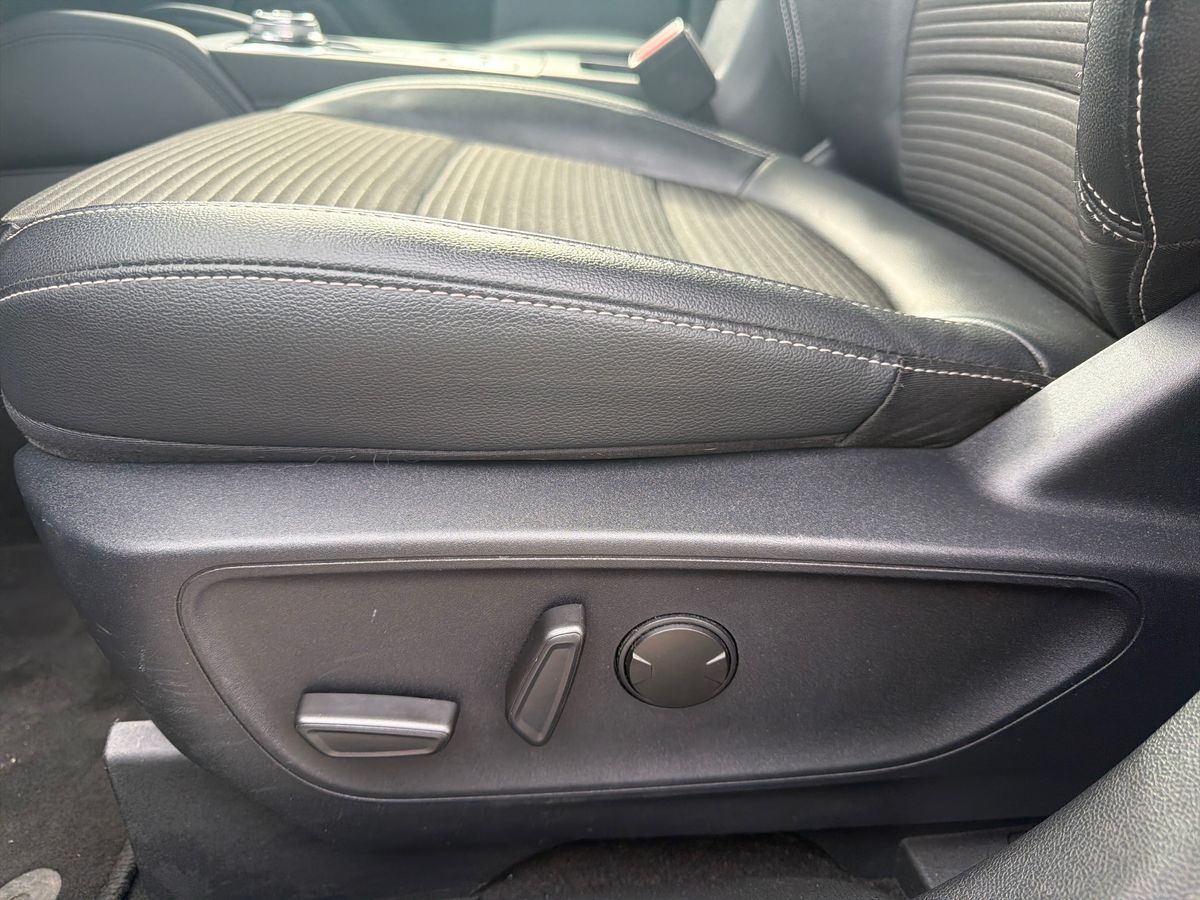 Billede af Ford Kuga 2,5 Plugin-hybrid Titanium X CVT 225HK 5d Trinl. Gear