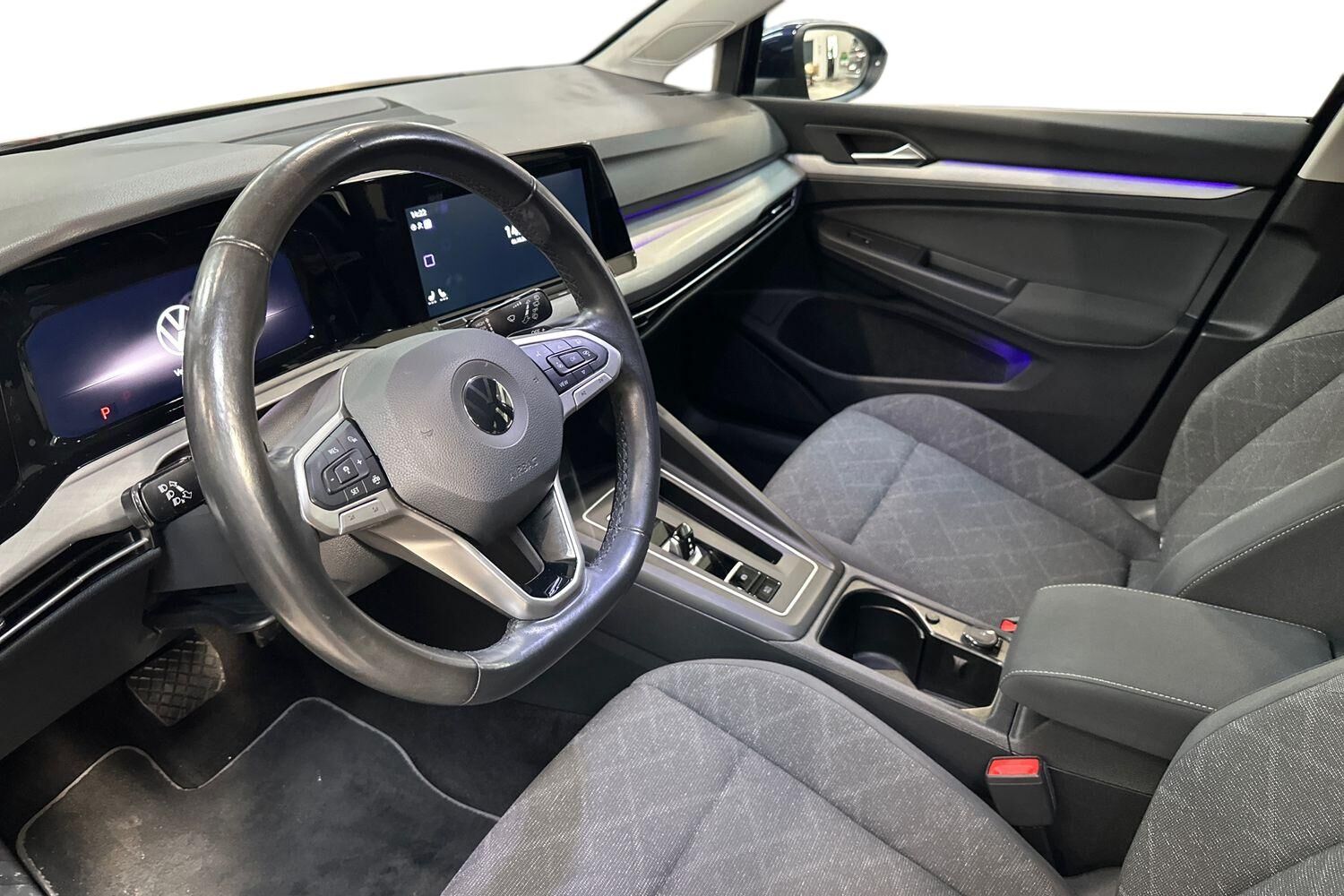 Billede af VW Golf Variant 1,5 eTSI  Mild hybrid Life DSG 130HK Stc 7g Aut.