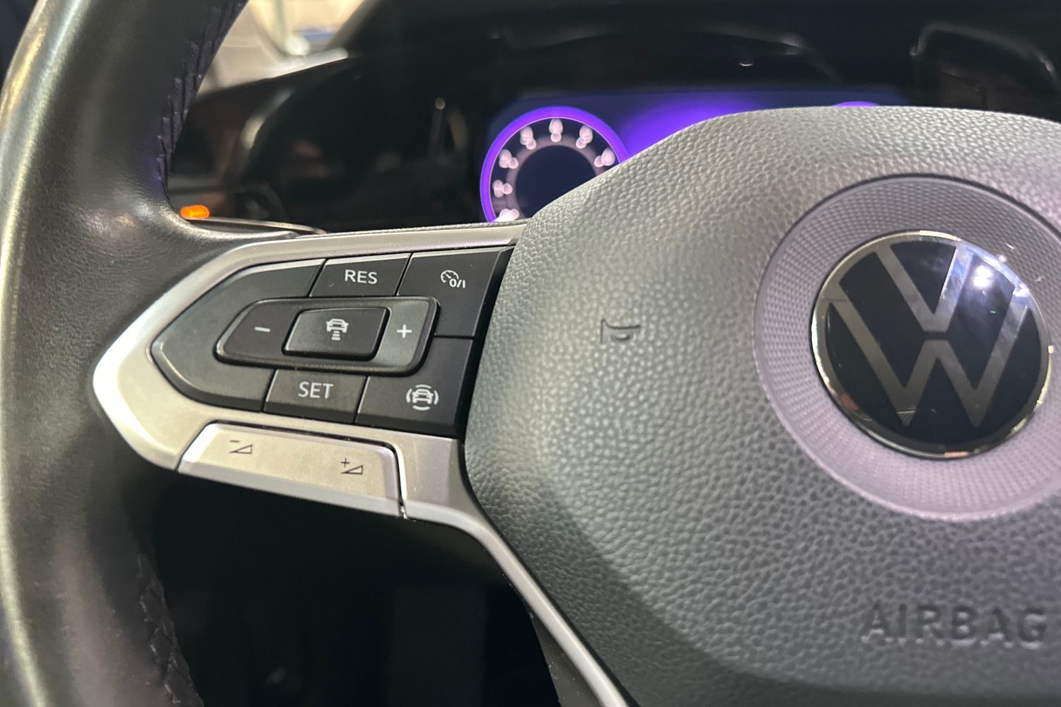 Billede af VW Golf Variant 1,5 eTSI  Mild hybrid Life DSG 130HK Stc 7g Aut.