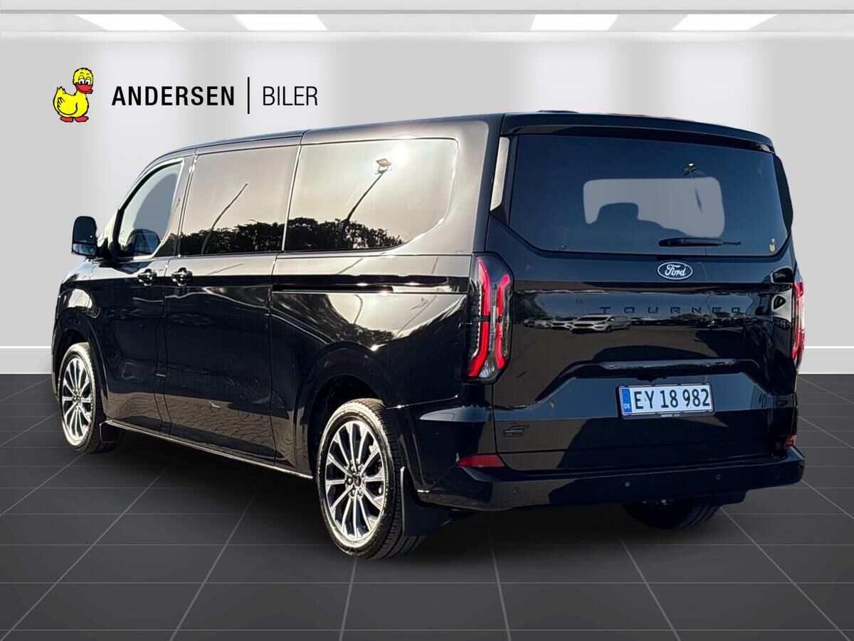 Billede af Ford E-Tourneo Custom 340 L2H1 EL Titanium X 218HK Aut.