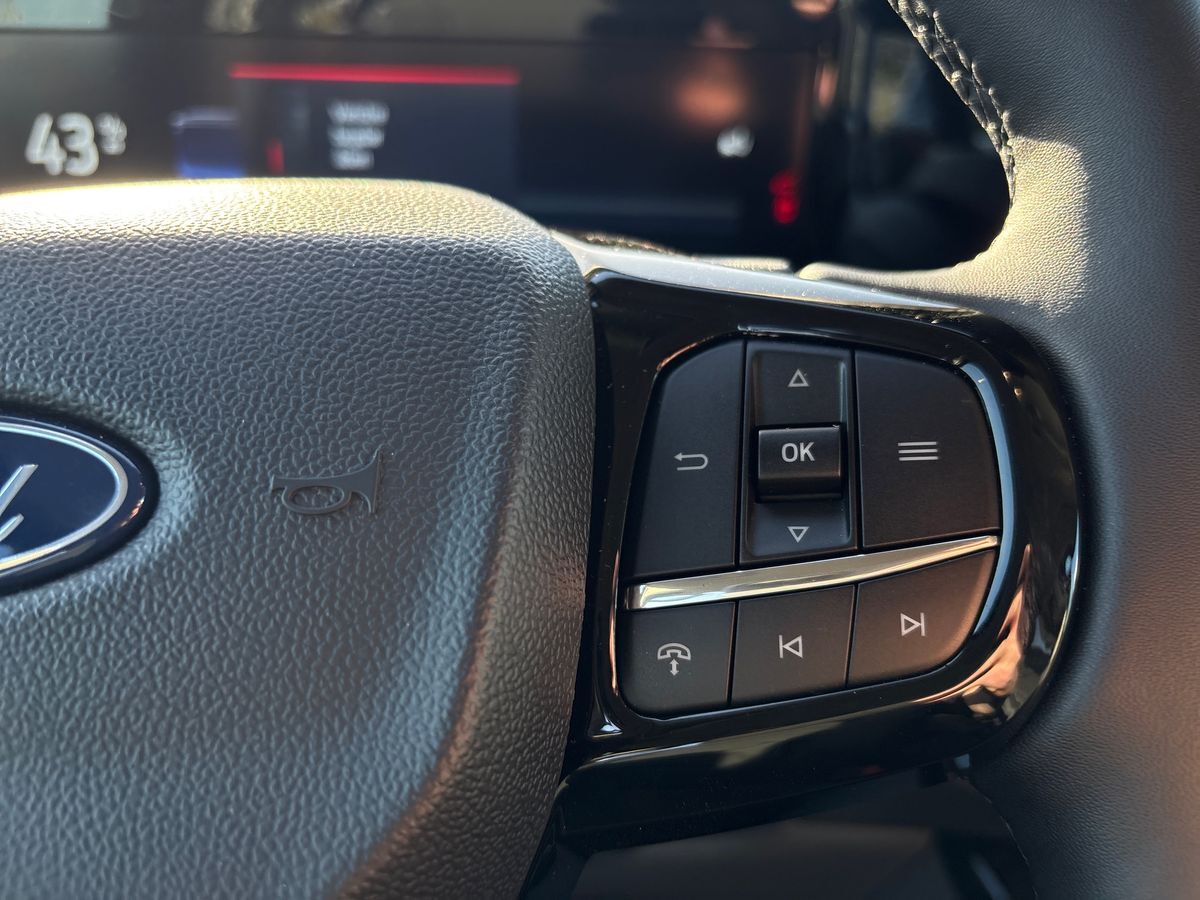 Billede af Ford E-Tourneo Custom 340 L2H1 EL Titanium X 218HK Aut.