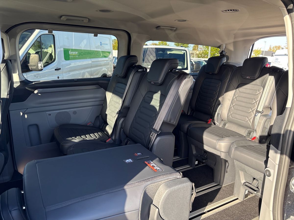 Billede af Ford E-Tourneo Custom 340 L2H1 EL Titanium X 218HK Aut.
