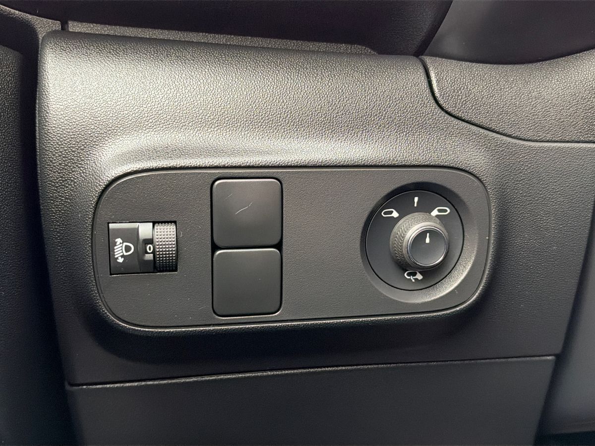 Billede af Citroën C3 1,2 PureTech Impress 83HK 5d