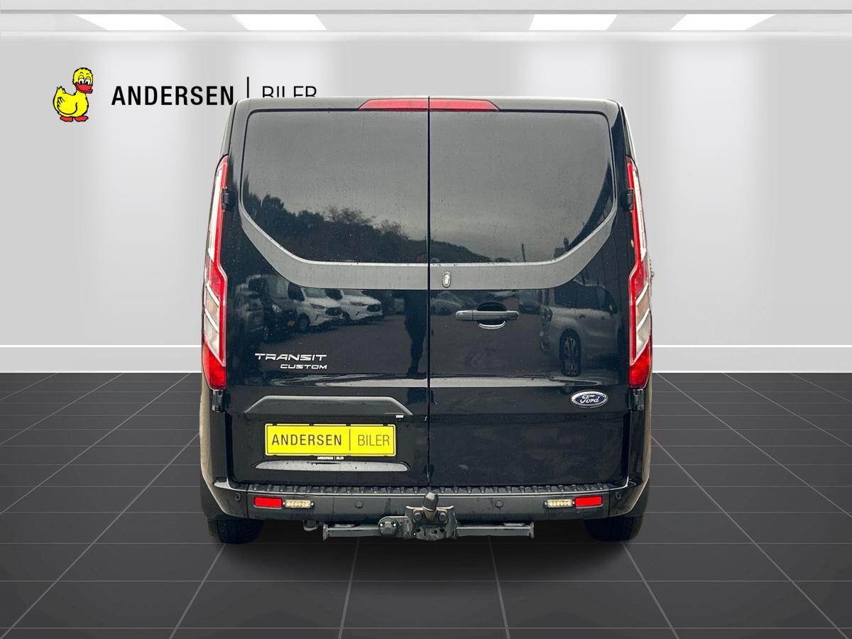 Billede af Ford Transit Custom 300 L2H1 2,0 TDCi Trend 130HK Van 6g Aut.