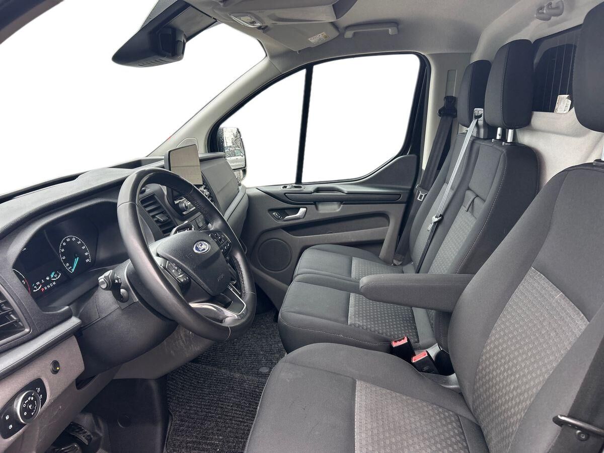Billede af Ford Transit Custom 300 L2H1 2,0 TDCi Trend 130HK Van 6g Aut.