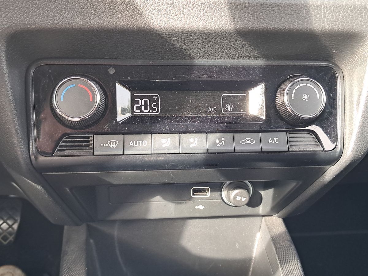 Billede af Skoda Fabia Combi 1,0 TSI Dynamic DSG 95HK Stc 7g Aut.