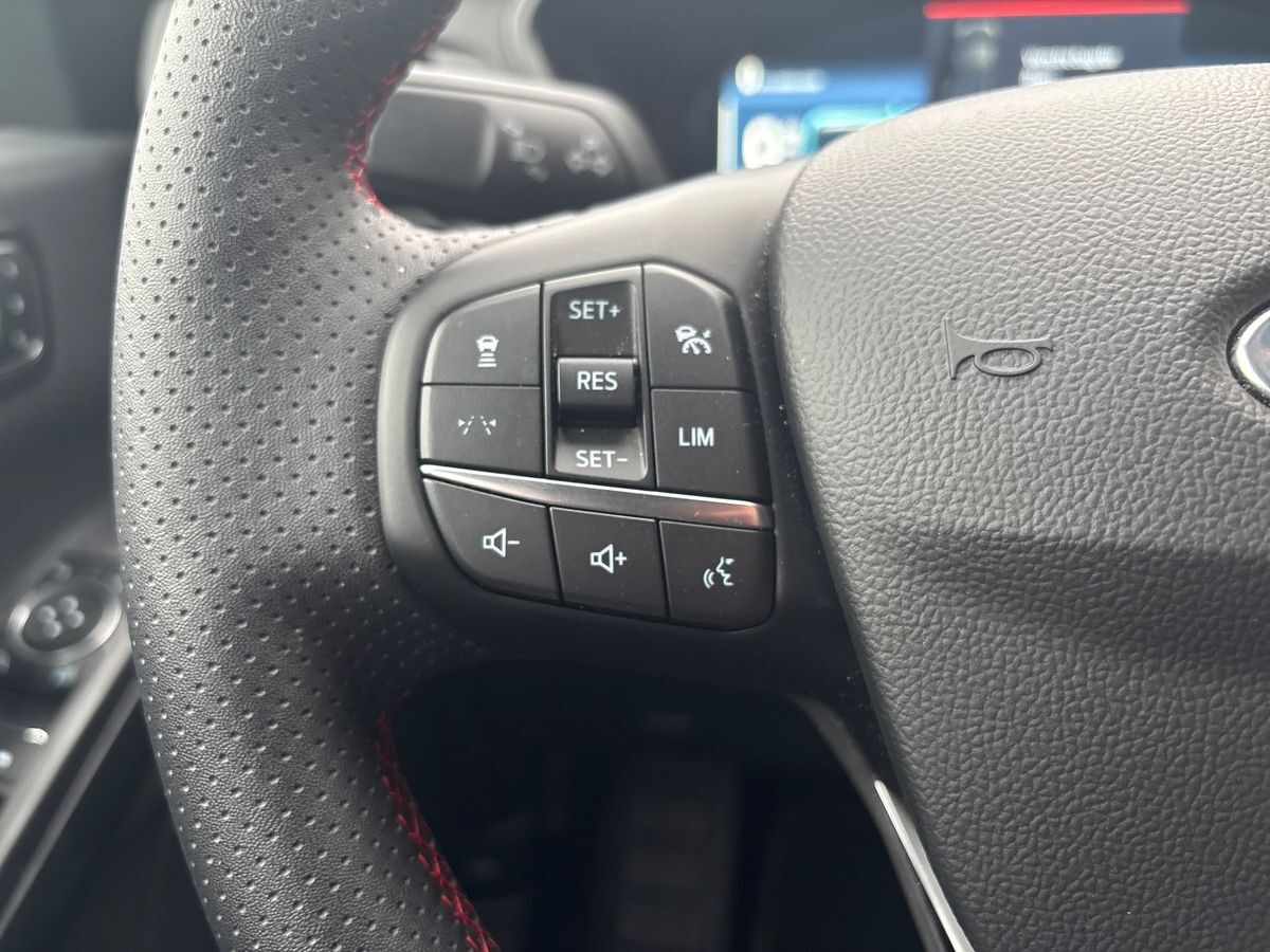 Billede af Ford Kuga 2,5 Plugin-hybrid ST-Line X CVT 243HK 5d Aut.