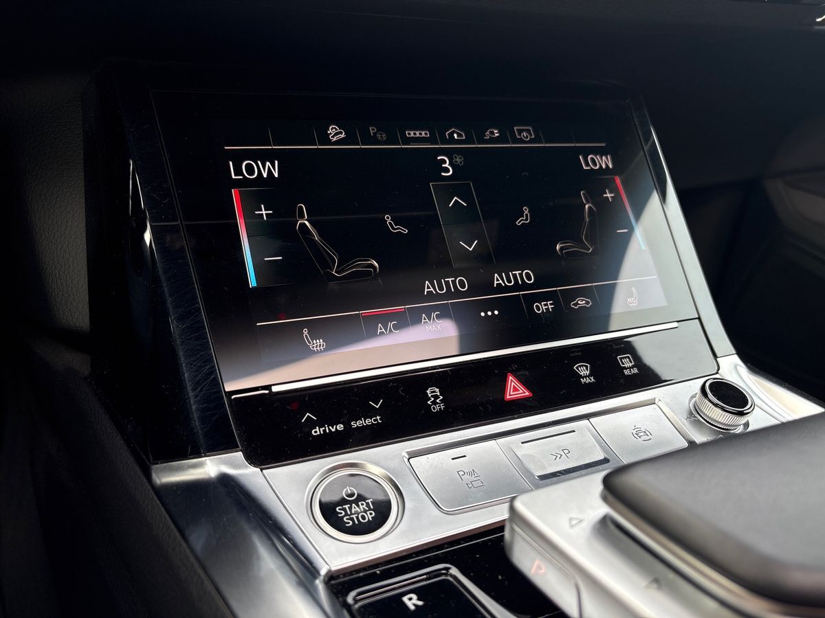 Billede af Audi E-tron 55 Advanced Quattro 408HK 5d Aut.