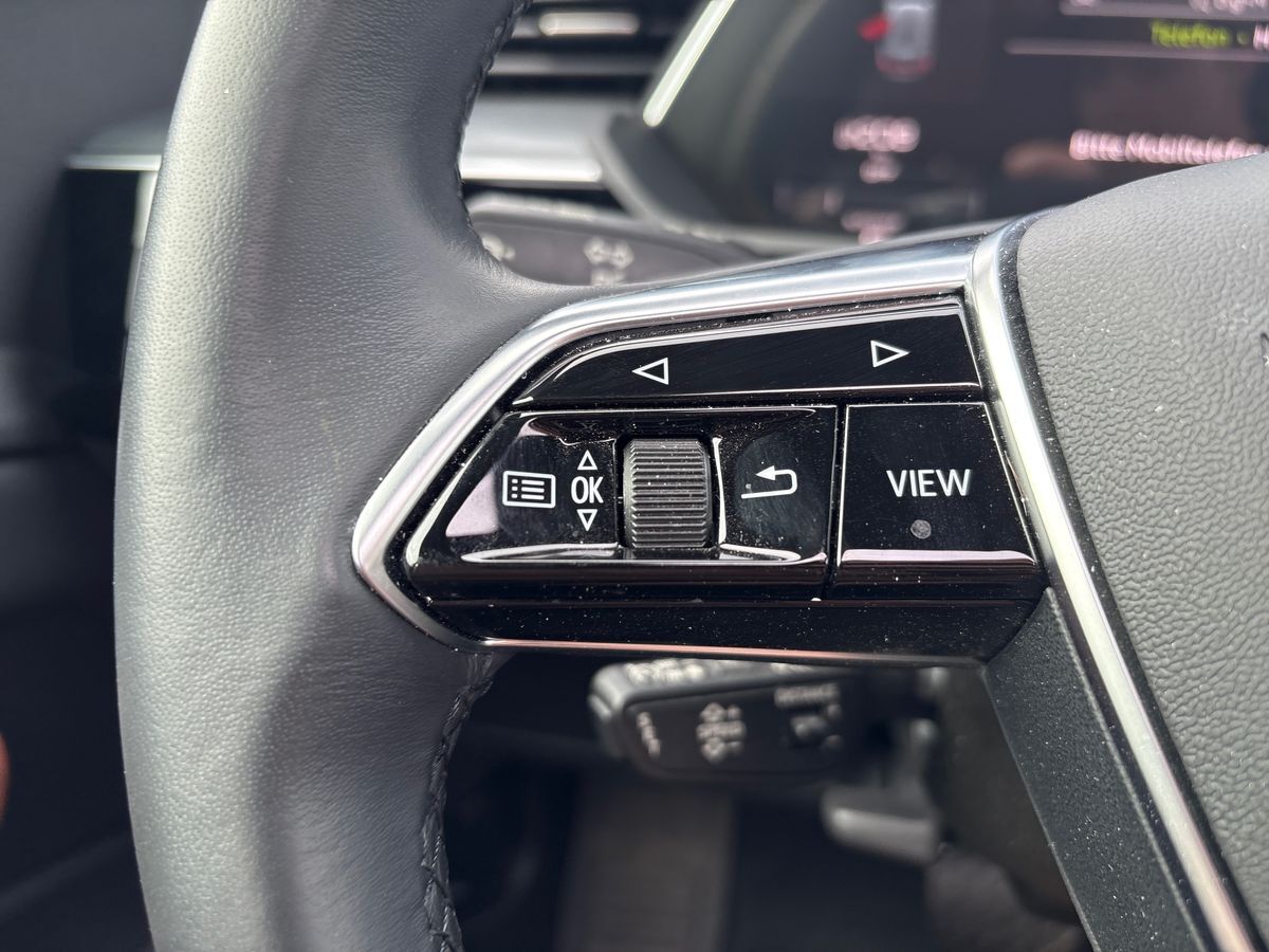 Billede af Audi E-tron 55 Advanced Quattro 408HK 5d Aut.
