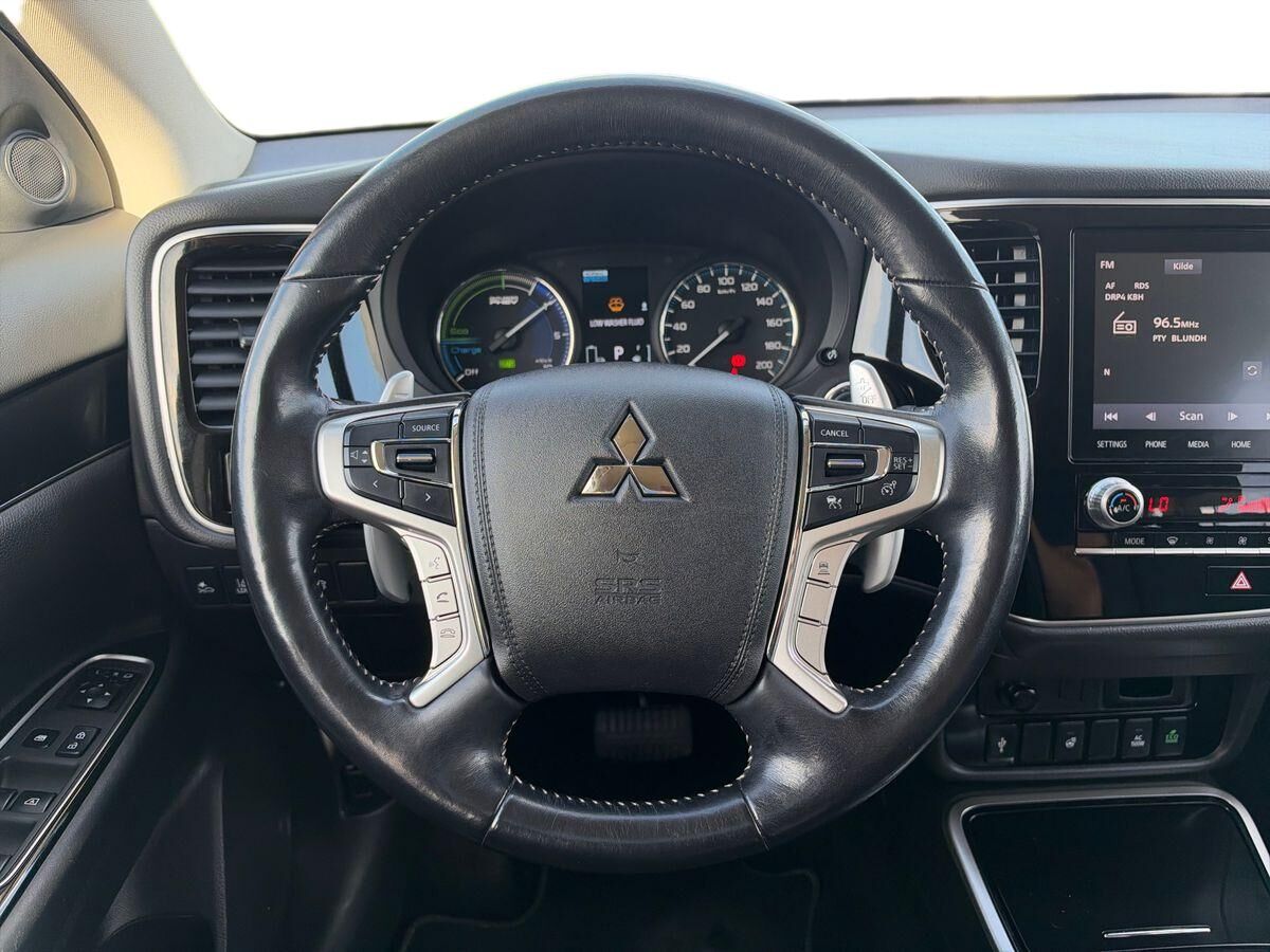 Billede af Mitsubishi Outlander 2,4 PHEV  Plugin-hybrid Intense 4WD 224HK 5d 6g Trinl. Gear