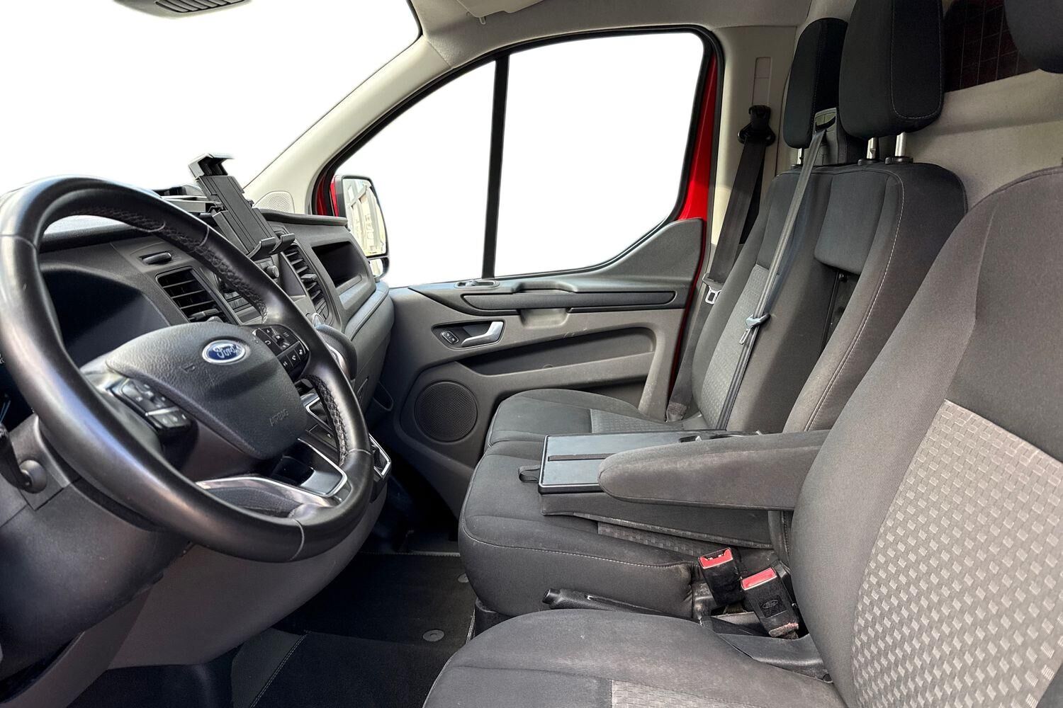 Billede af Ford Transit Custom 300 L1H1 2,0 TDCi Trend 130HK Van 6g Aut.