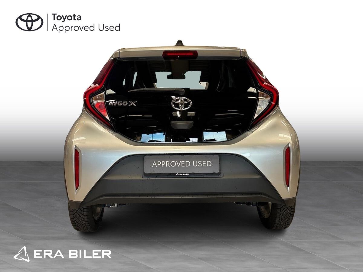 Billede af Toyota Aygo X 1,0 VVT-I Active 72HK 5d