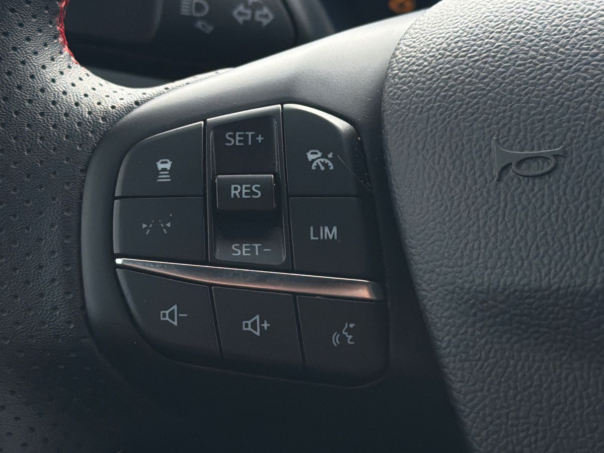 Billede af Ford Kuga 2,5 Plugin-hybrid ST-Line X CVT 243HK 5d Aut.