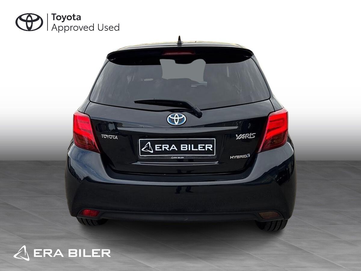 Billede af Toyota Yaris 1,5 Hybrid H2 Style E-CVT 100HK 5d Trinl. Gear