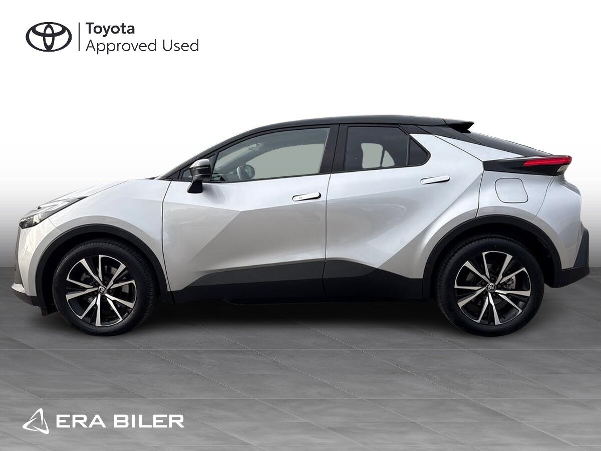 Billede af Toyota C-HR 2,0 Plugin-hybrid Style Smart Bi-tone E-CVT 223HK 5d Trinl. Gear