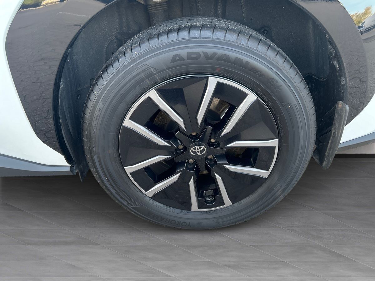 Billede af Toyota bZ4X 165 kW (224 hk) aut. gear Executive