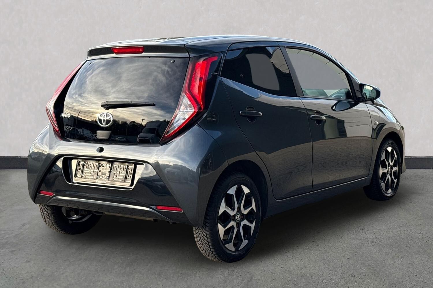 Billede af Toyota Aygo 1,0 VVT-I X-Press 72HK 5d