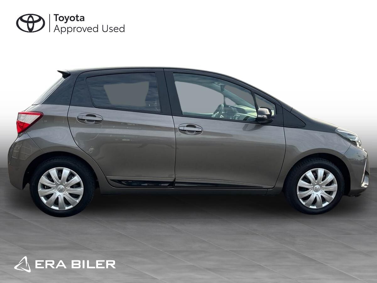 Billede af Toyota Yaris 1,5 VVT-I T3 Premiumpakke 111HK 5d 6g