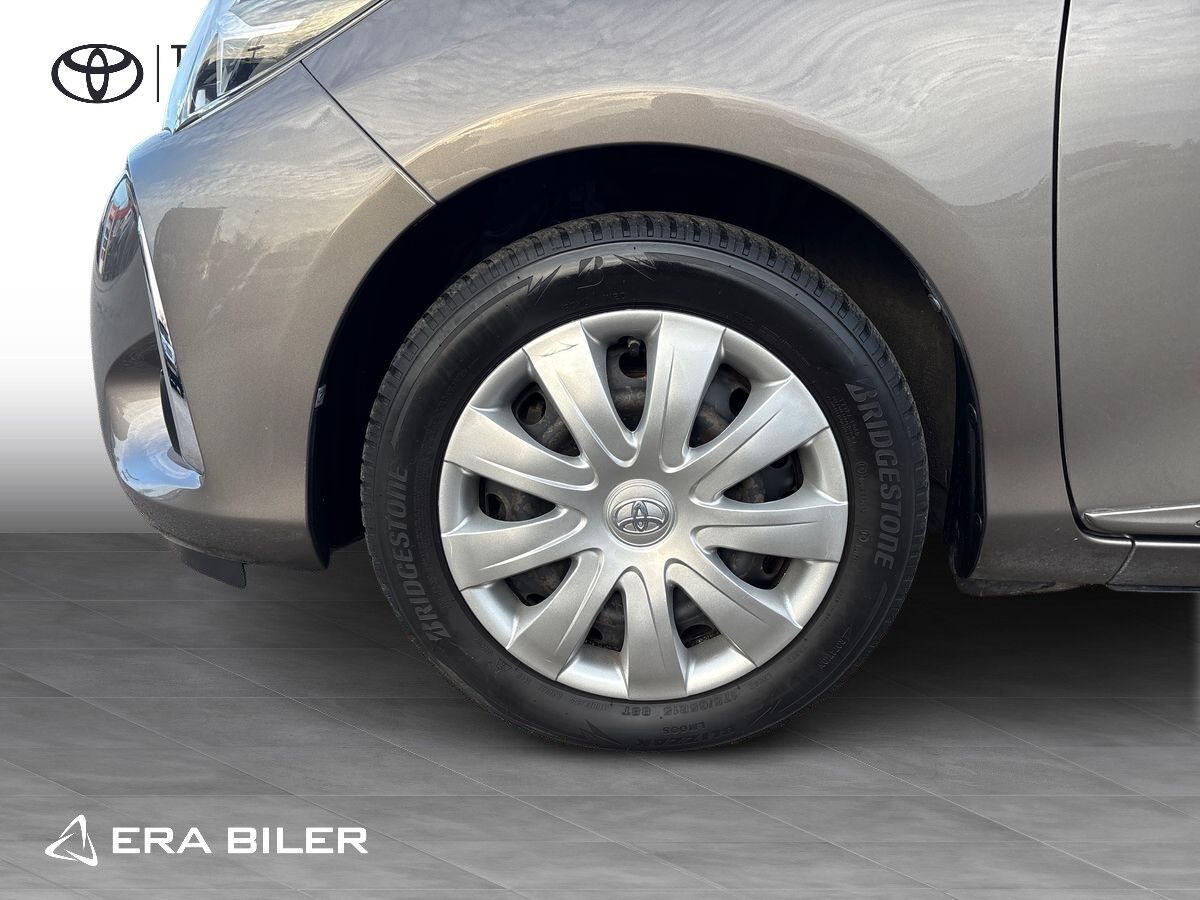 Billede af Toyota Yaris 1,5 VVT-I T3 Premiumpakke 111HK 5d 6g