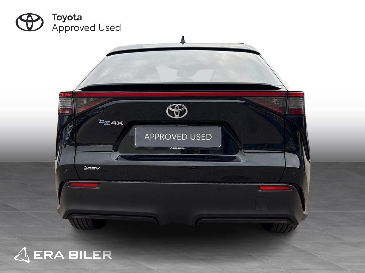 Billede af Toyota bZ4X EL Active Tech 224HK 5d Aut.