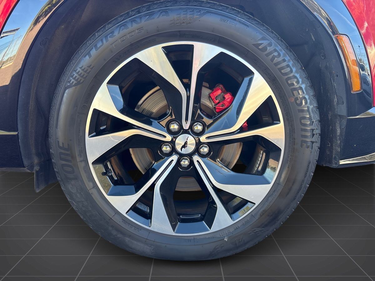 Billede af Ford Mustang Mach-E EL UR AWD 351HK 5d Aut.