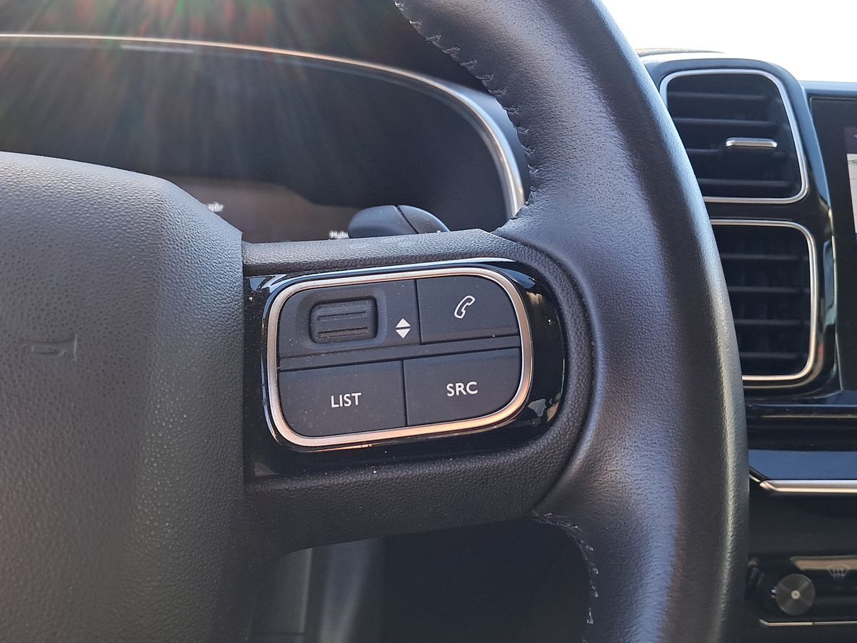 Billede af Citroën C5 Aircross 1,6 Plugin-hybrid Iconic EAT8 225HK 5d 8g Aut.