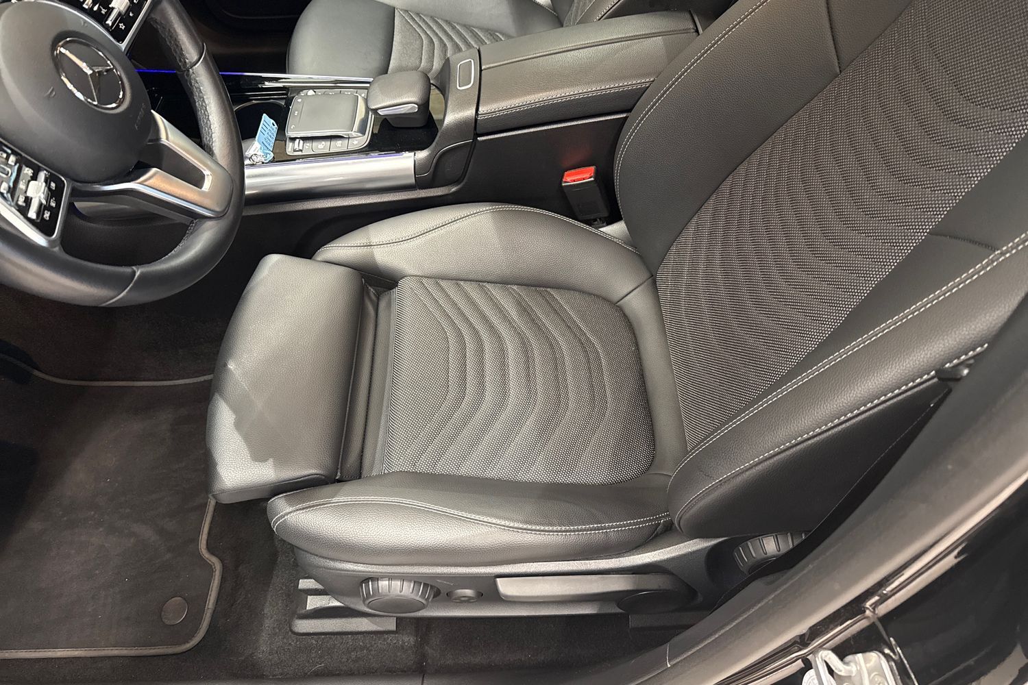 Billede af Mercedes-Benz EQA 250 EL 190HK 5d Aut.