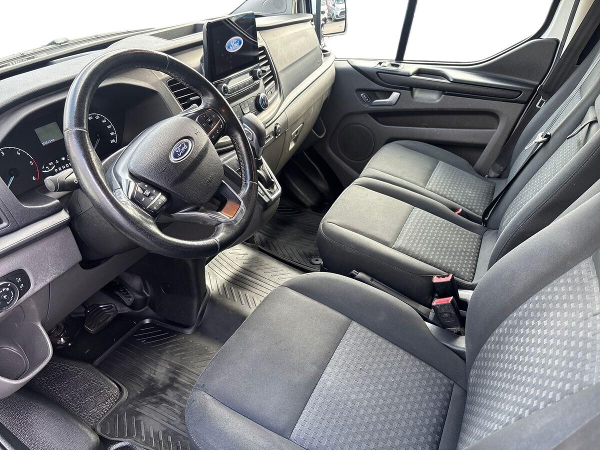 Billede af Ford Transit Custom 300 L2H1 2,0 TDCi Trend 130HK Van 6g Aut.
