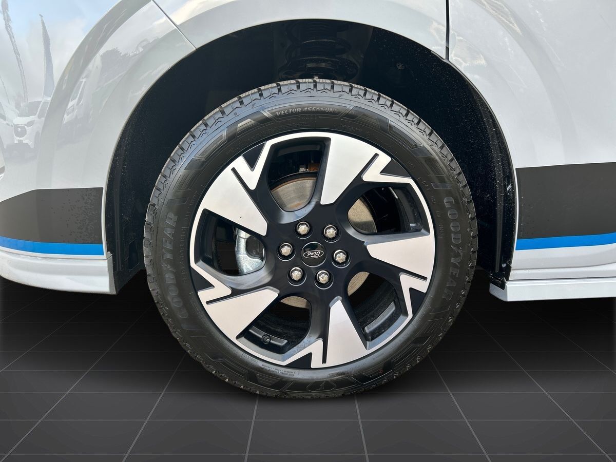 Billede af Ford E-Transit Custom 340 L2H1 EL Sport 286HK Van Aut.