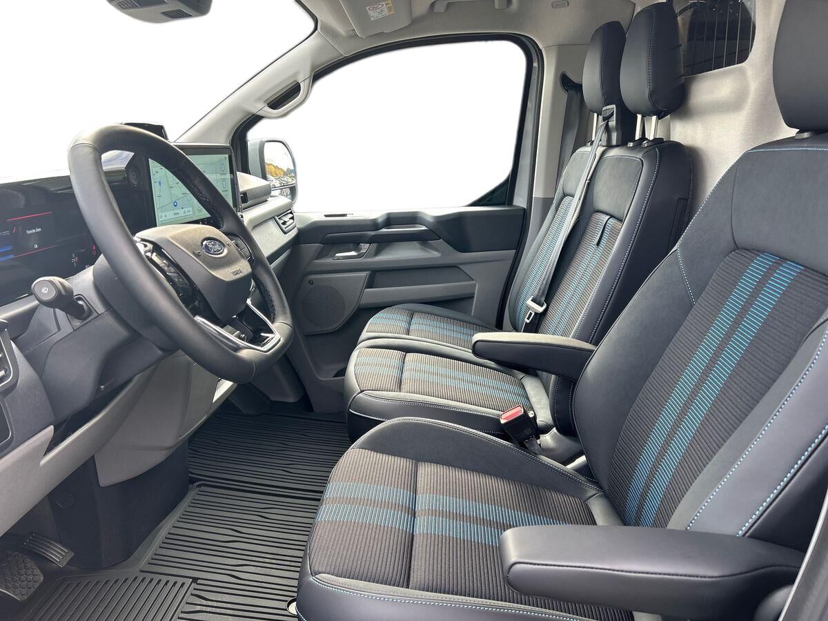 Billede af Ford E-Transit Custom 340 L2H1 EL Sport 286HK Van Aut.
