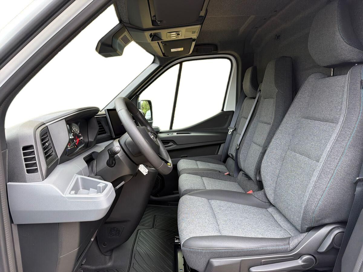 Billede af Nissan Interstar L2H2 2,0 DCi Tekna 150HK Van 6g