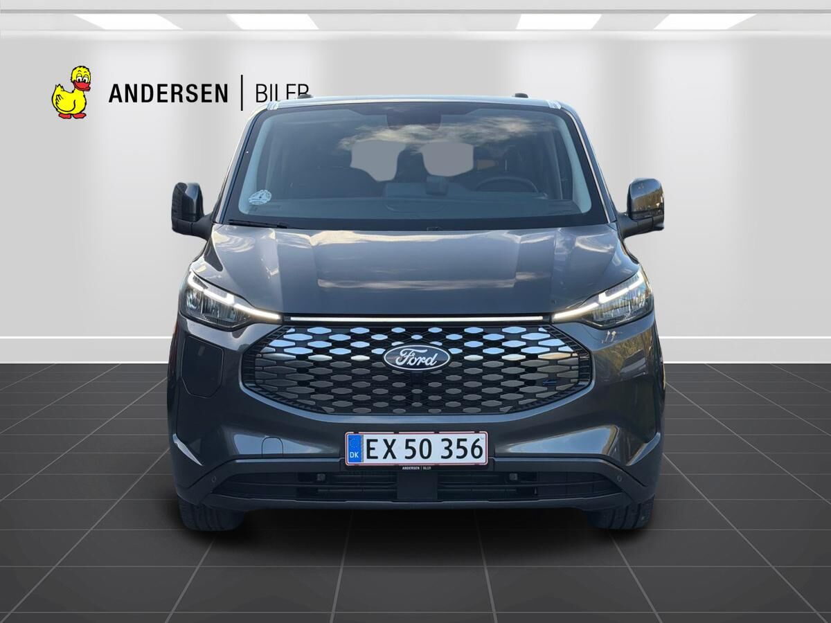 Billede af Ford E-Tourneo Custom 340 L1H1 EL Titanium X 218HK Aut.