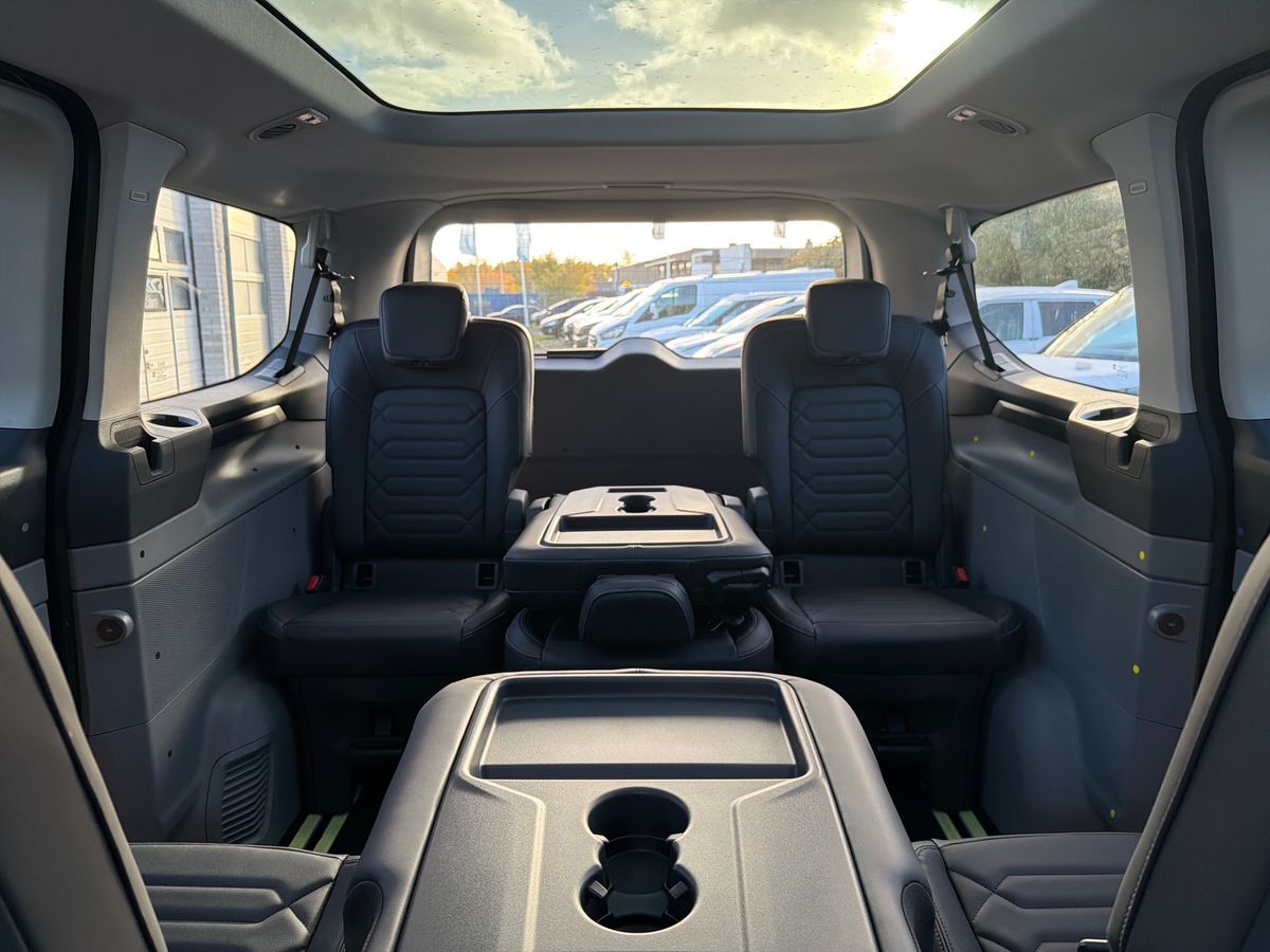 Billede af Ford E-Tourneo Custom 340 L1H1 EL Titanium X 218HK Aut.