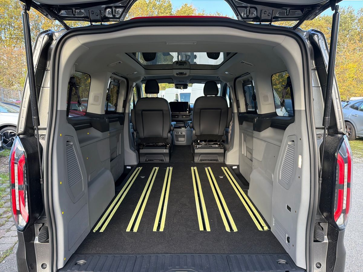 Billede af Ford E-Tourneo Custom 340 L1H1 EL Titanium X 218HK Aut.
