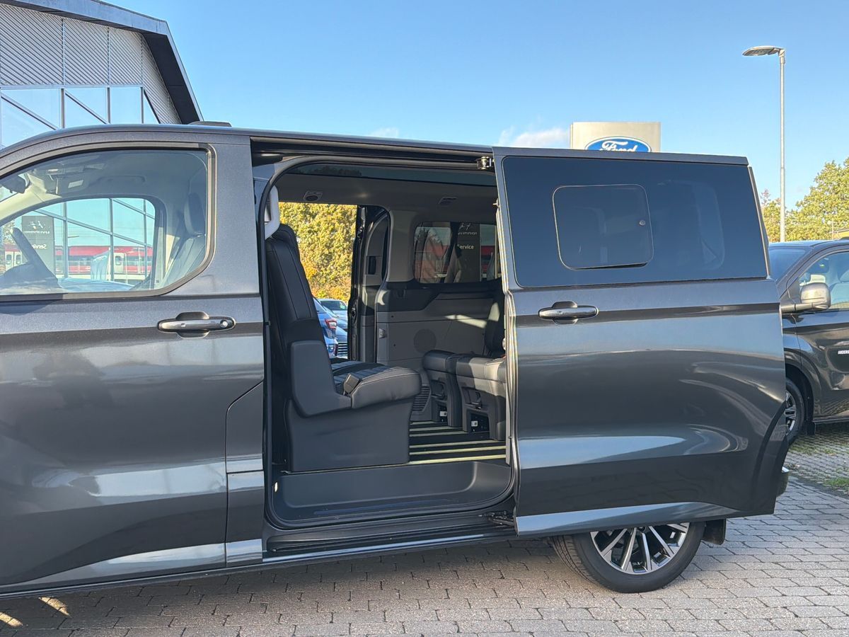 Billede af Ford E-Tourneo Custom 340 L1H1 EL Titanium X 218HK Aut.