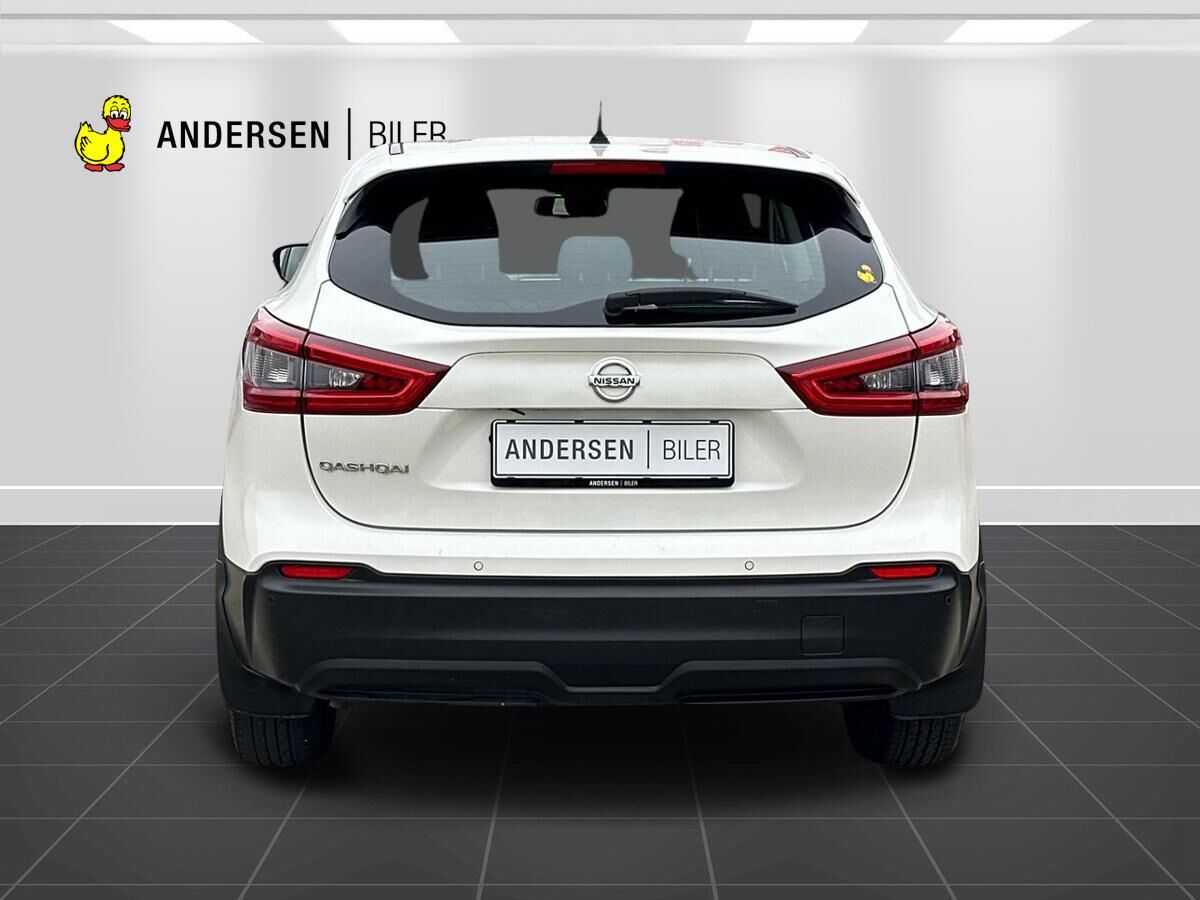 Billede af Nissan Qashqai 1,3 Dig-T Visia 140HK 5d 6g